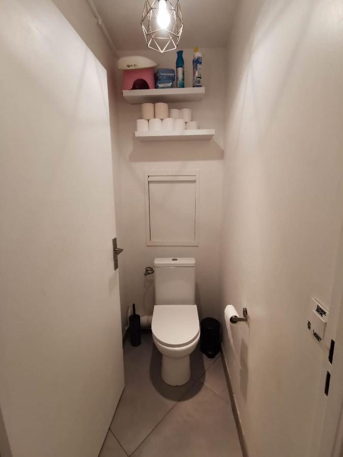 Appartement Proche Disneyland & Paris - 20 Minutes - Proche Gare Rer Noisiel Luaran gambar