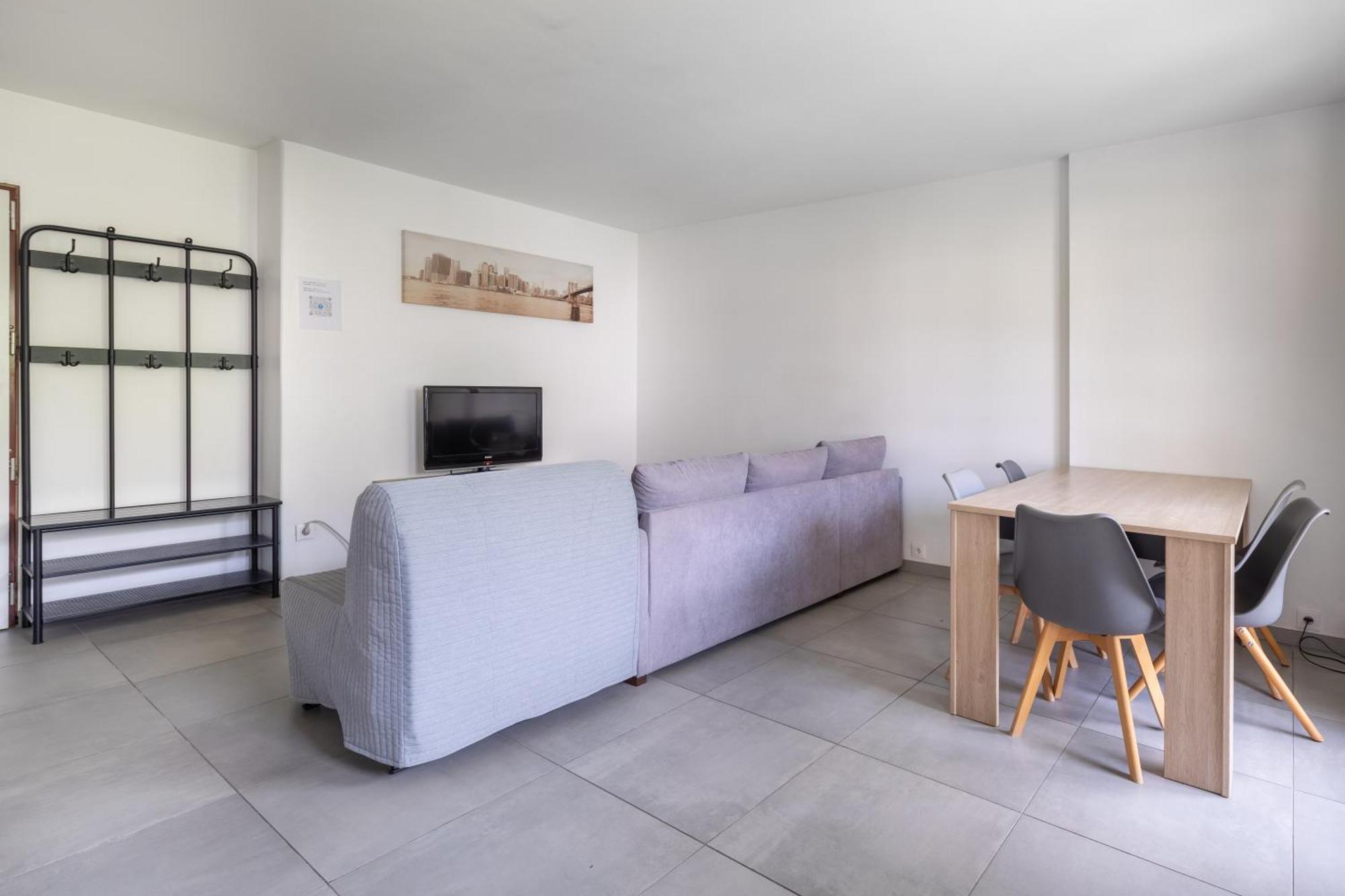 Appartement Proche Disneyland & Paris - 20 Minutes - Proche Gare Rer Noisiel Luaran gambar