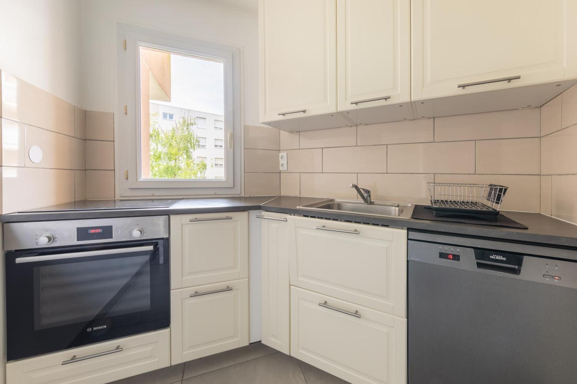 Appartement Proche Disneyland & Paris - 20 Minutes - Proche Gare Rer Noisiel Luaran gambar