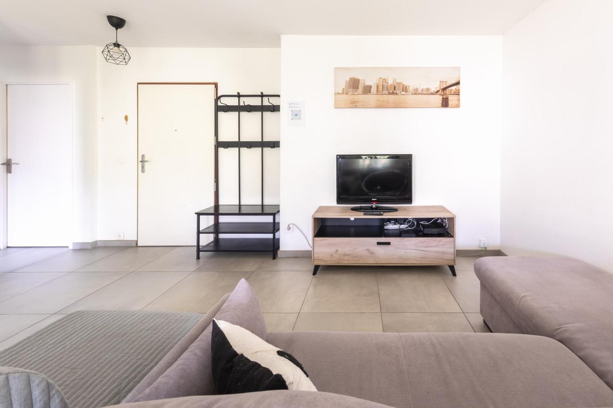 Appartement Proche Disneyland & Paris - 20 Minutes - Proche Gare Rer Noisiel Luaran gambar