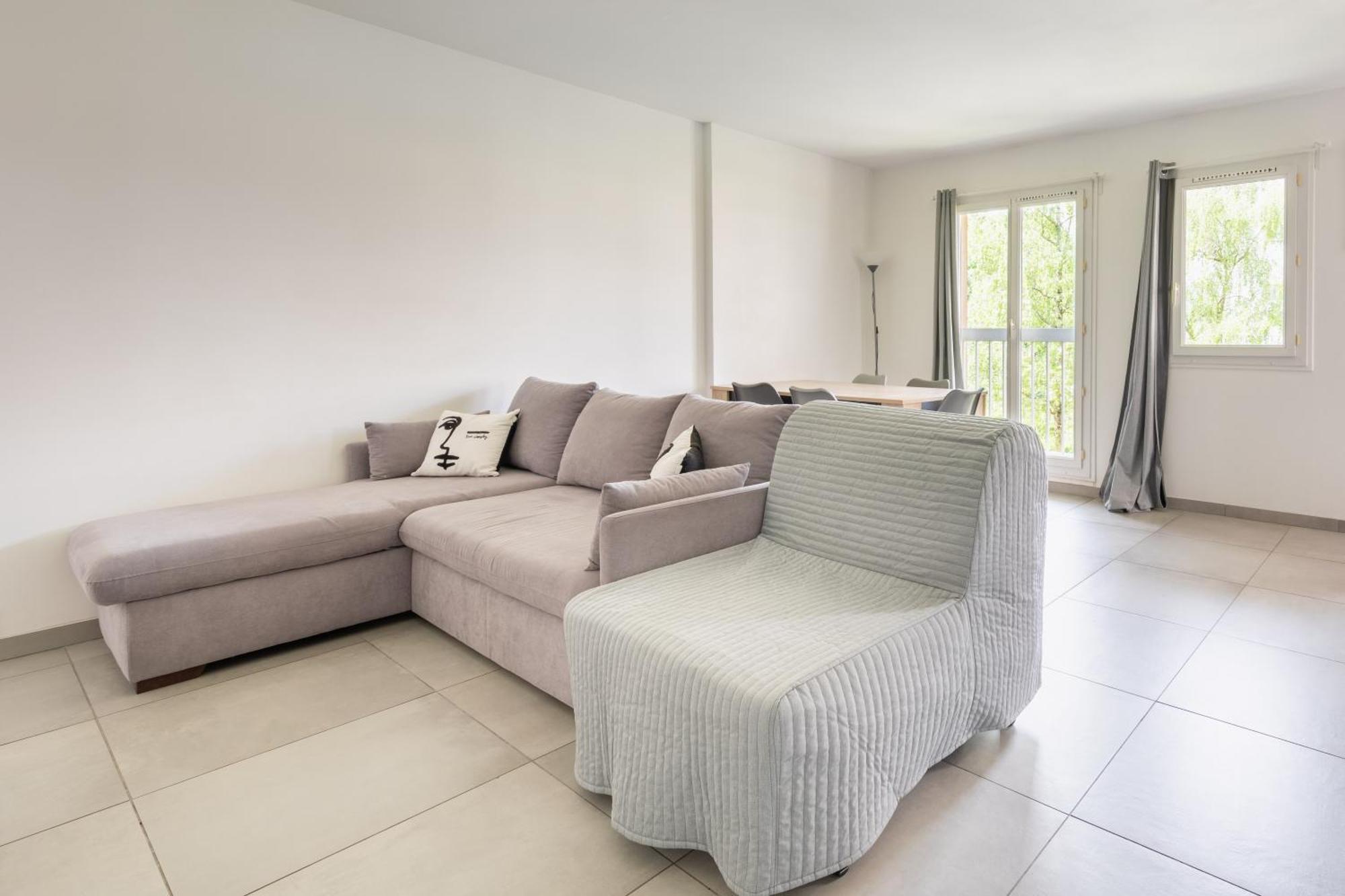 Appartement Proche Disneyland & Paris - 20 Minutes - Proche Gare Rer Noisiel Luaran gambar